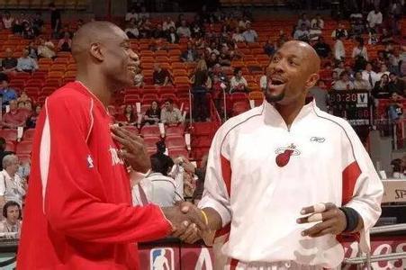 迫使先发投 迫使先发投